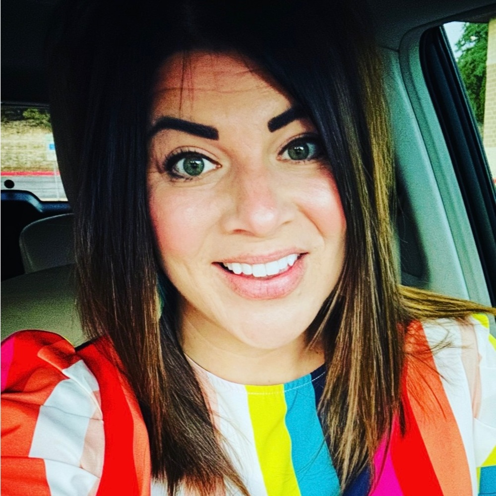 Meet your Posher, Casey